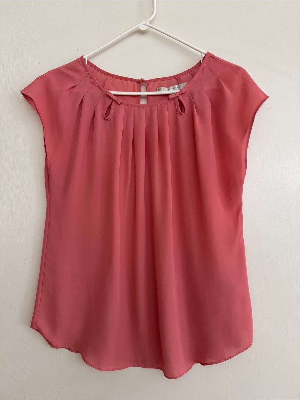 LC Lauren Conrad Women's Keyhole Pleat Cap-Sleeve Blouse - Coral Pink